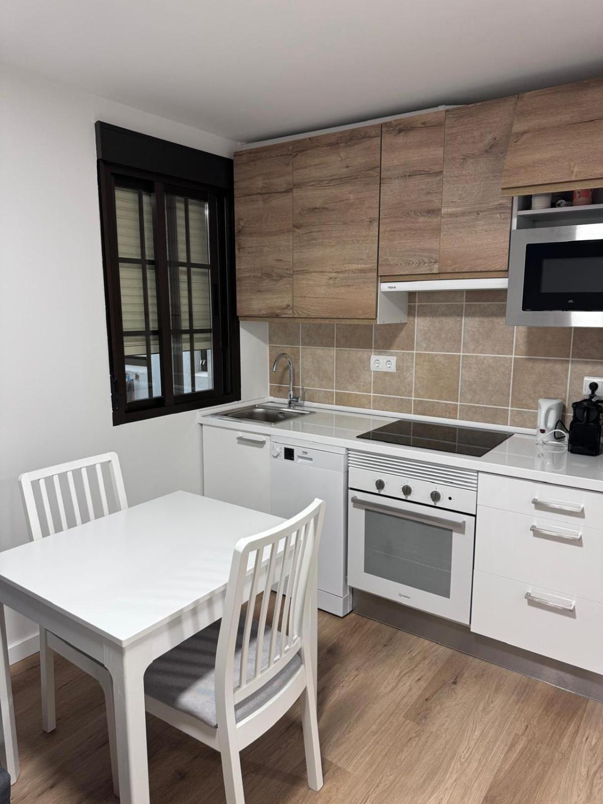 Apartamentos Lavandeira By Bebalmy Viveiro Extérieur photo